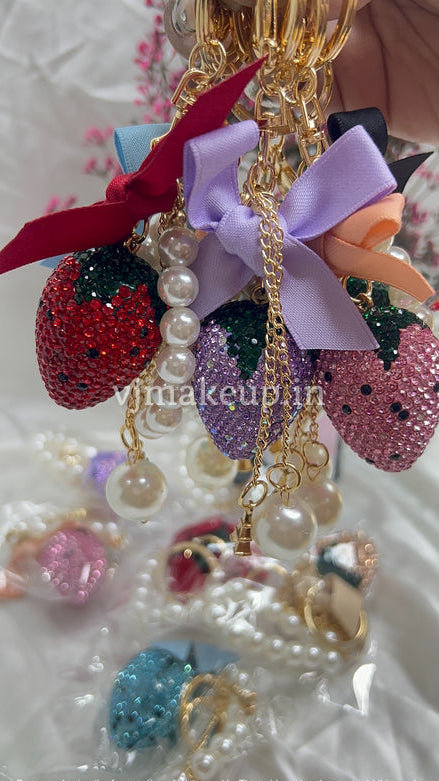 RHINESTONE STRAWBERRY KEYCHAIN | KEYCHARM
