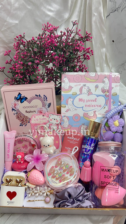 SWEET GIRL HAMPER