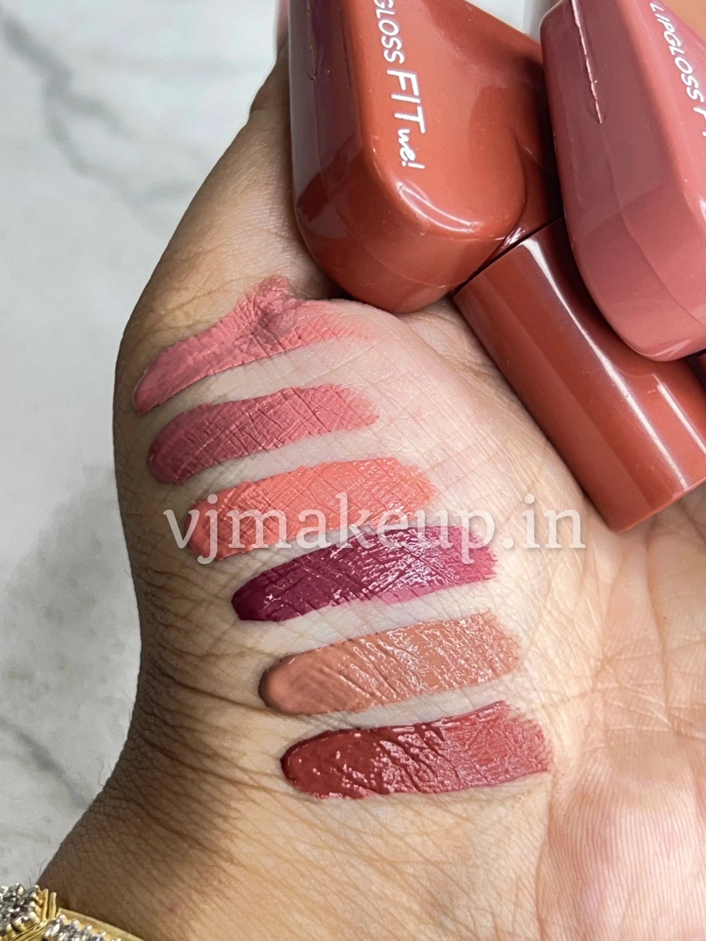 HEART LIPGLOSS