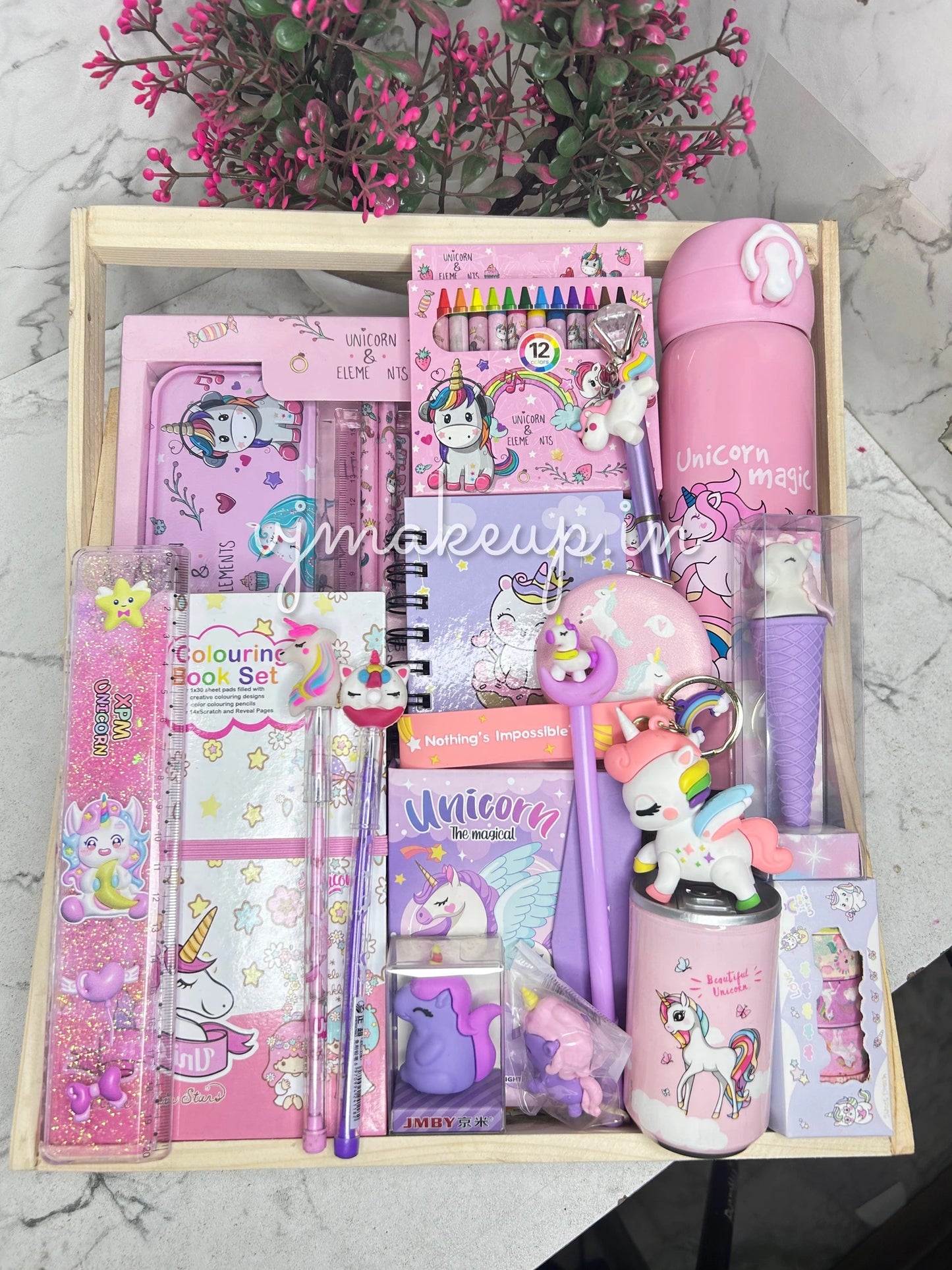 UNICORN GIFT HAMPER