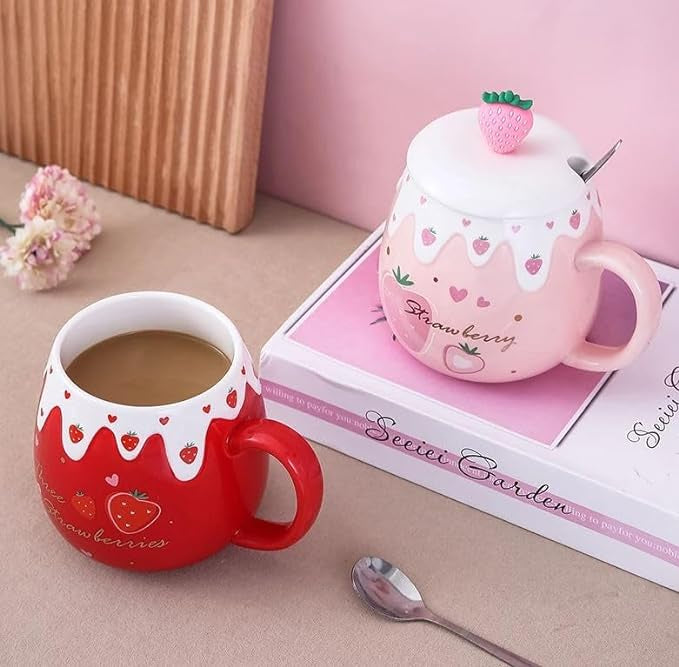 STRAWBERRY CAKE CERAMIC MUG