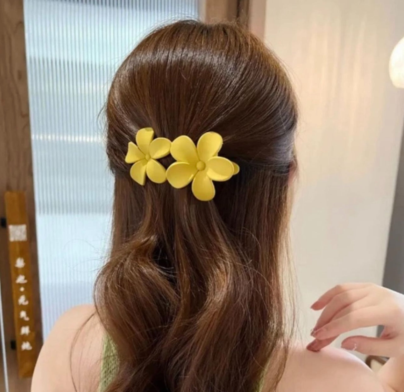 DUAL FLOWER CLAW CLIP