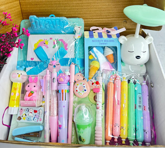 KAWAII STATIONERY BOX | STATIONERY HAMPER | STATIONERY GIFT BOX