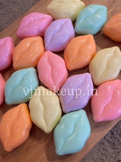 LIPS SHAPED LIPBALM