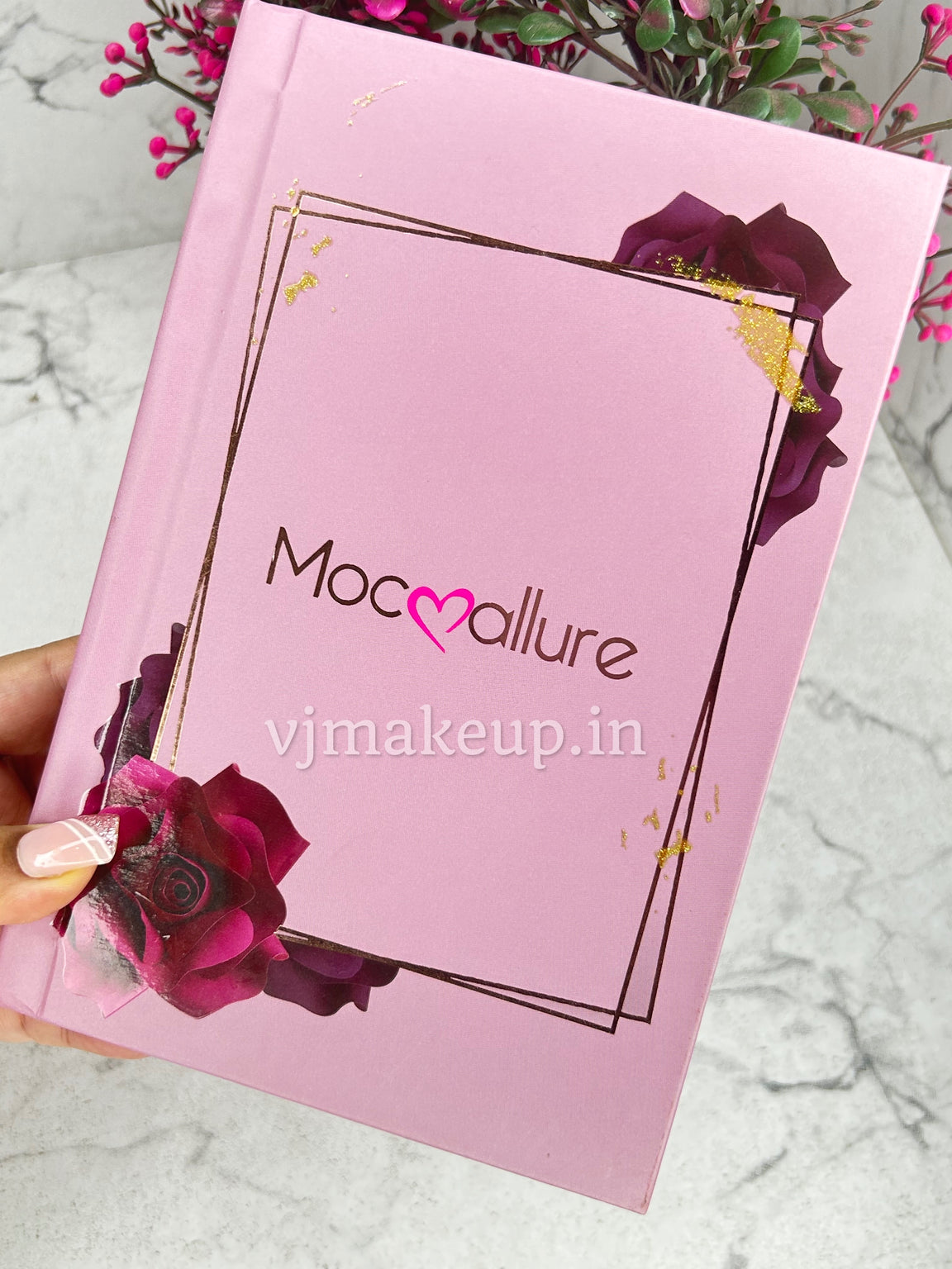 MOCALLURE 5 PAGES VIRAL MAKEUP BOOK