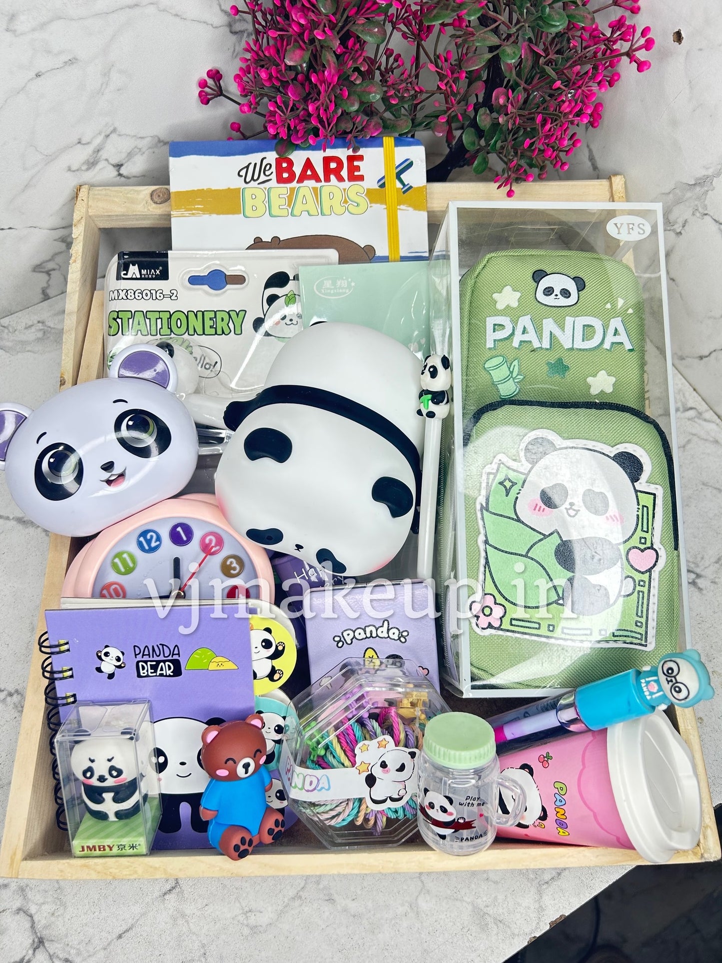 POOKIE PANDA HAMPER