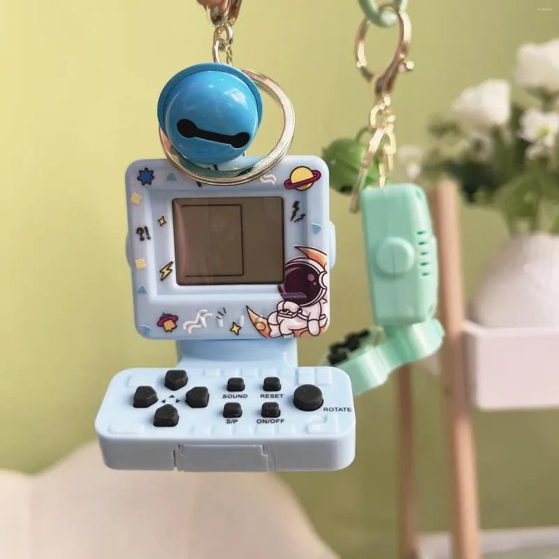 VIDEO GAME KEYCHAIN