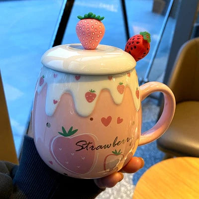 STRAWBERRY CAKE CERAMIC MUG